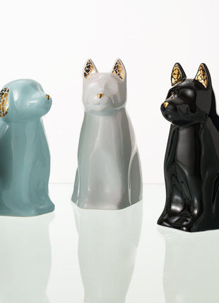 "Arlo" Pet Urn for Dog - Black | Ceramic | Handmade